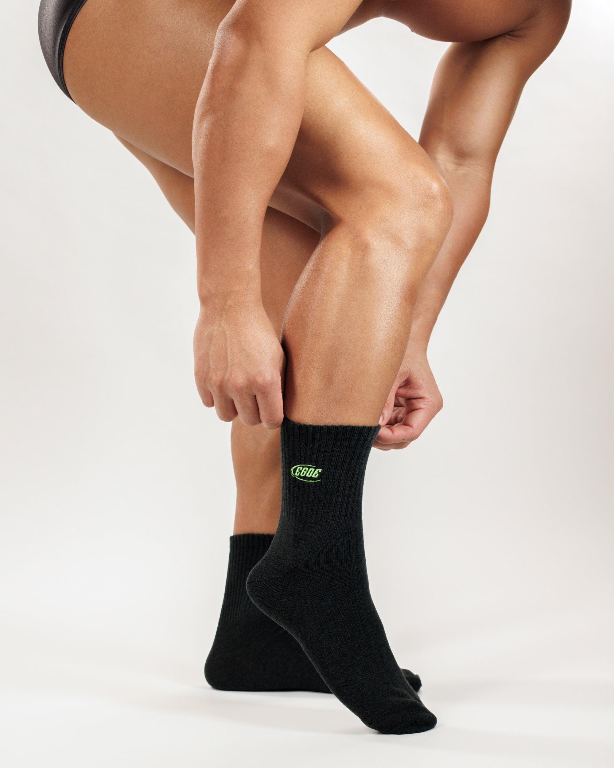 【3956】VANTAGE short socks